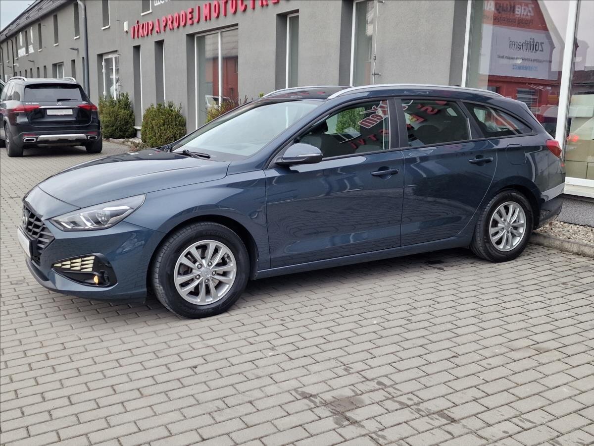 Hyundai i30 Kombi 1,6 l 85 kw