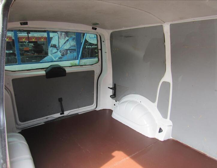 Volkswagen Transporter 23