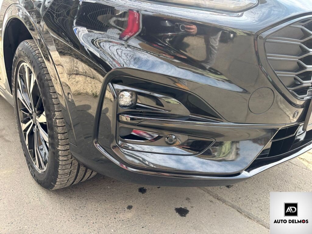 Ford Kuga SUV / Terénní 2,5 l 165 kw