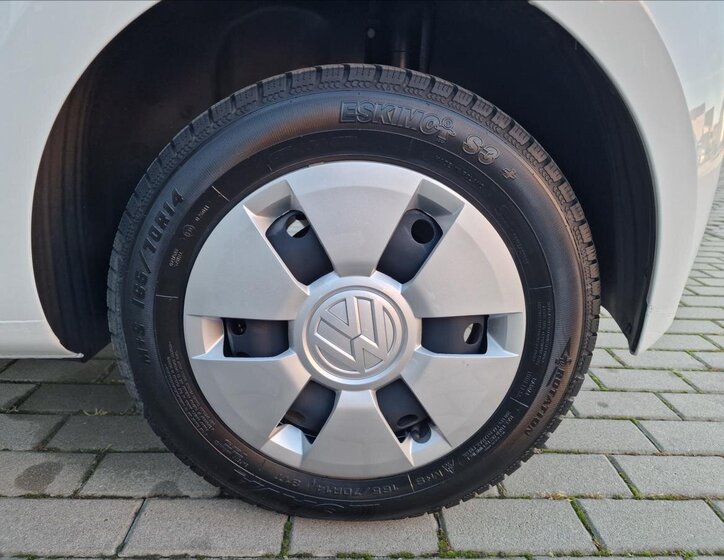 Volkswagen up! 42