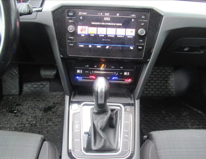 Volkswagen Passat Kombi 2,0 l 110 kw