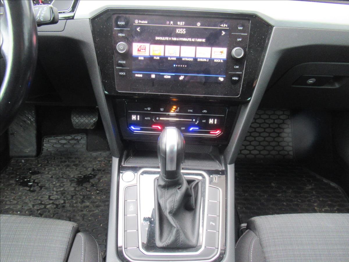 Volkswagen Passat Kombi 2,0 l 110 kw