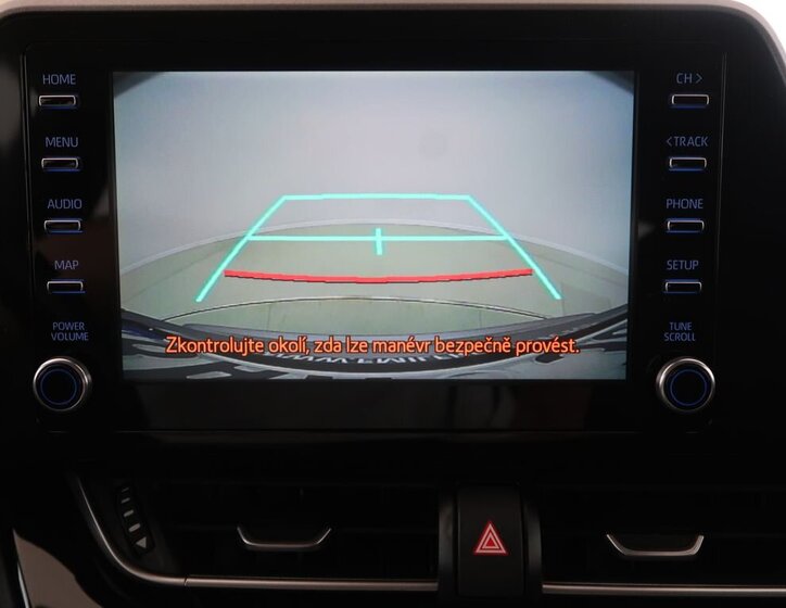 Toyota C-HR SUV / Terénní 1,8 l 72 kw