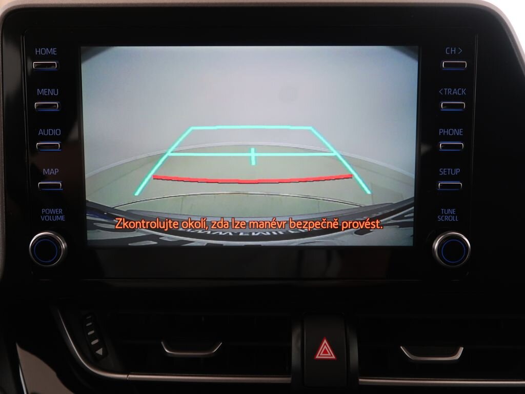 Toyota C-HR SUV / Terénní 1,8 l 72 kw