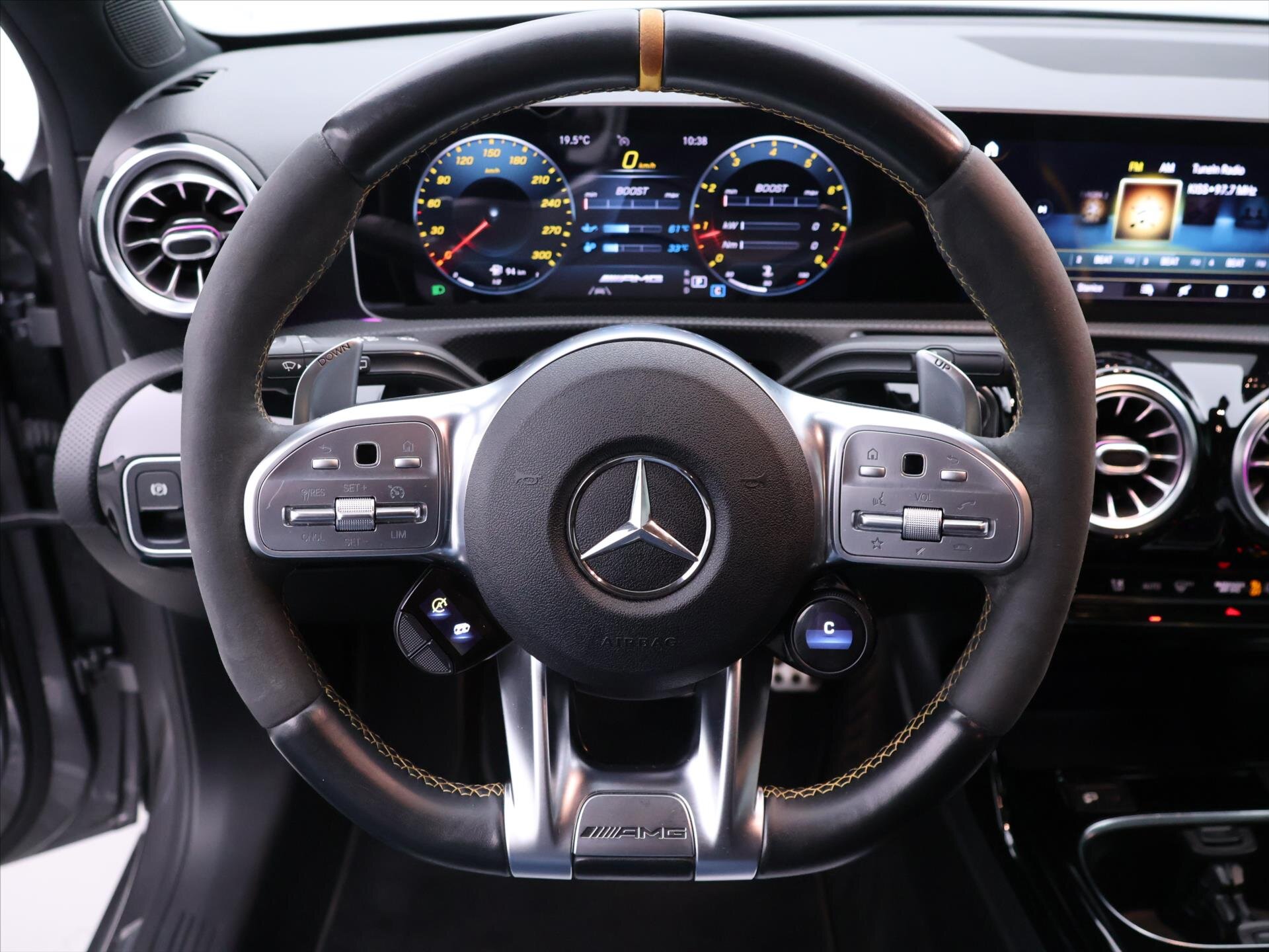 Mercedes-Benz Třídy A Hatchback 2,0 l 310 kw