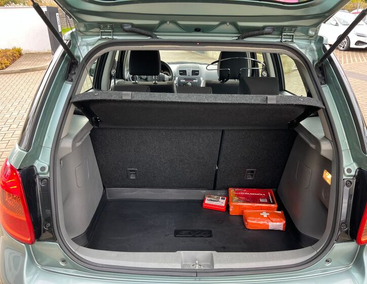 Suzuki SX4 29