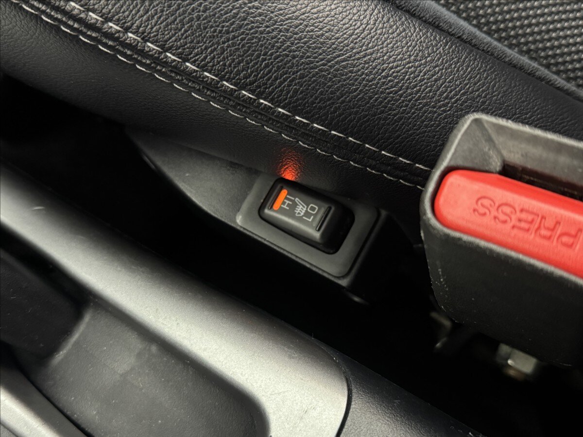 Mitsubishi Outlander SUV / Terénní 2,2 l 115 kw