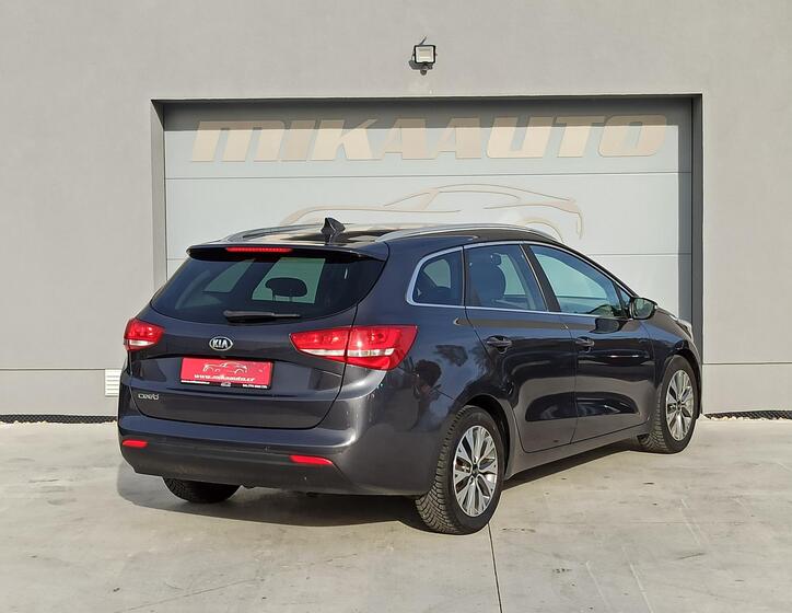KIA Ceed 5