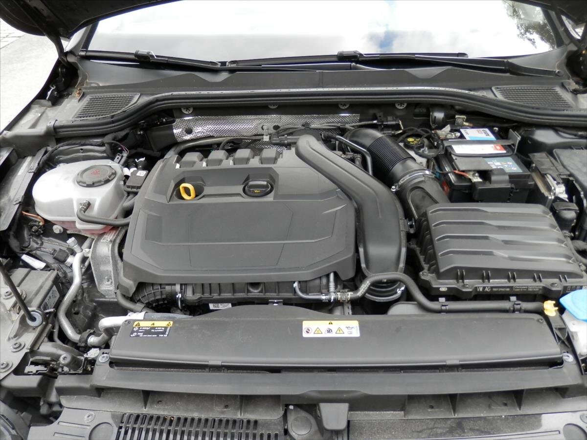 Volkswagen Golf Hatchback 1,5 l 110 kw