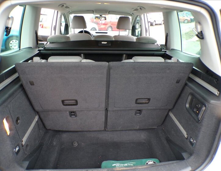 Seat Alhambra Kombi 2,0 l 125 kw