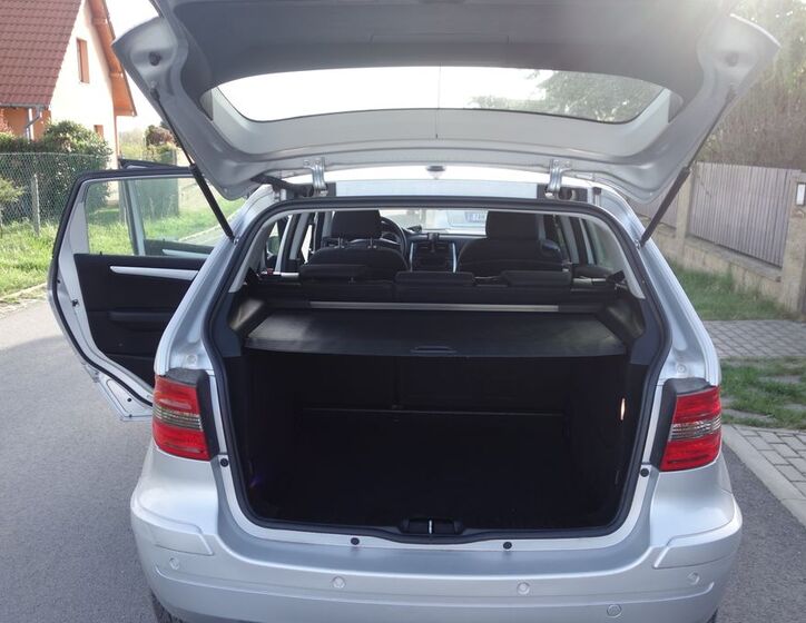 Mercedes-Benz Třídy B 28