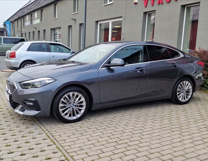 BMW Řada 2 Sedan / Limuzína 2,0 l 110 kw