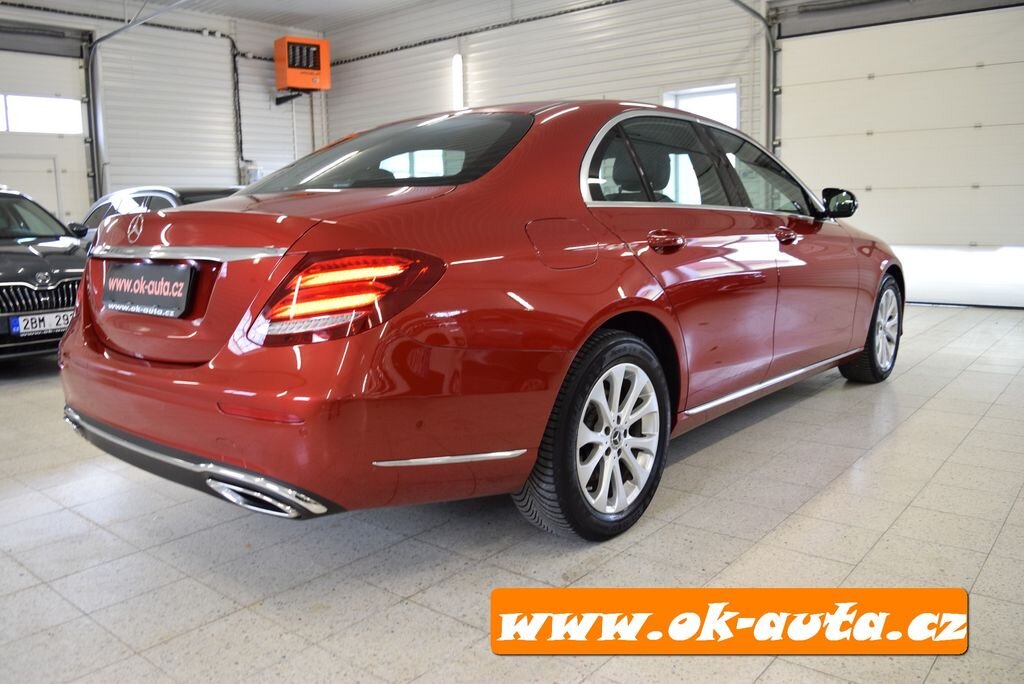 Mercedes-Benz Třídy E Sedan 0,0 110 kw