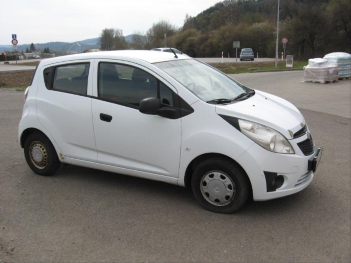 Chevrolet Spark Kombi 995,0 50 kw