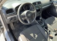 Volkswagen Golf Kombi 1,6 l 77 kw