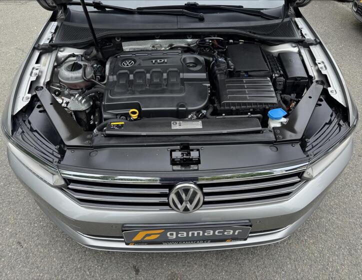 Volkswagen Passat 24