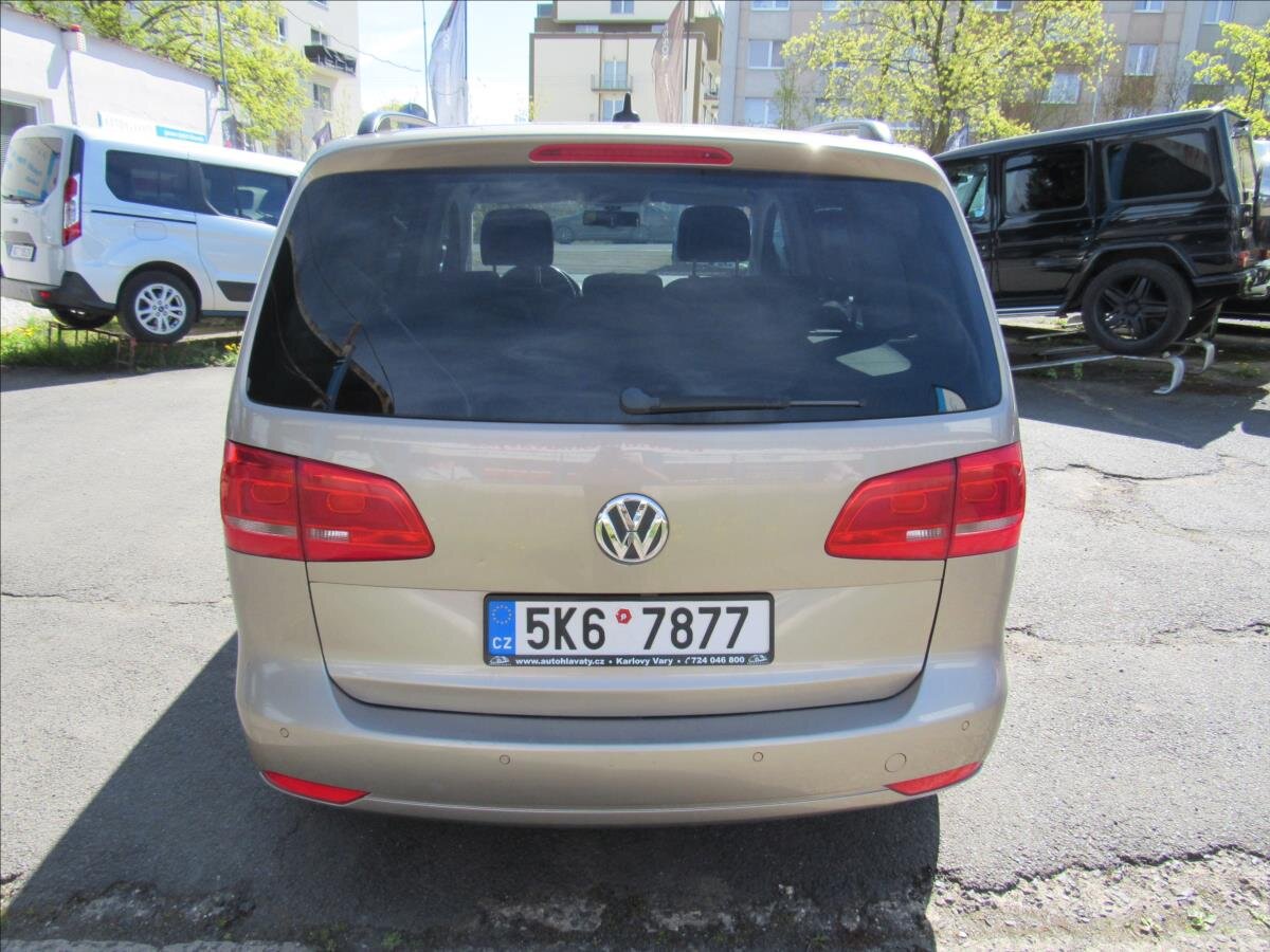 Volkswagen Touran Kombi 1,4 l 103 kw