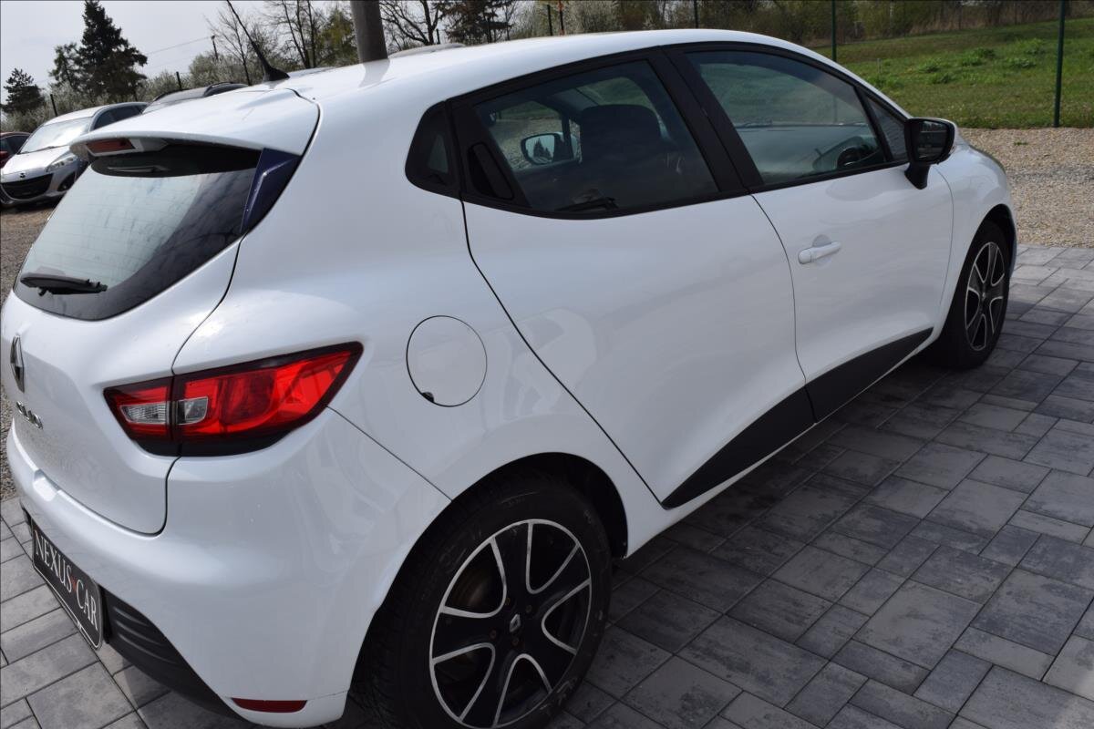 Renault Clio Hatchback 1,1 l 54 kw
