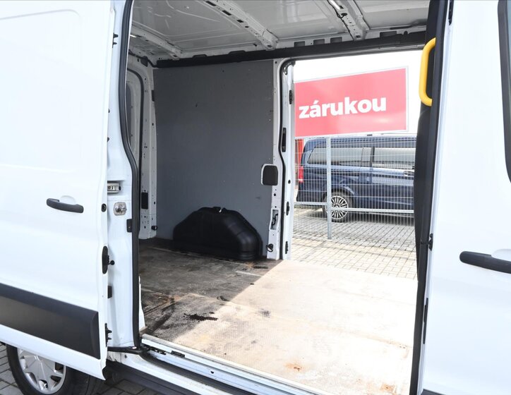Ford Transit Skříň 2,0 l 96 kw