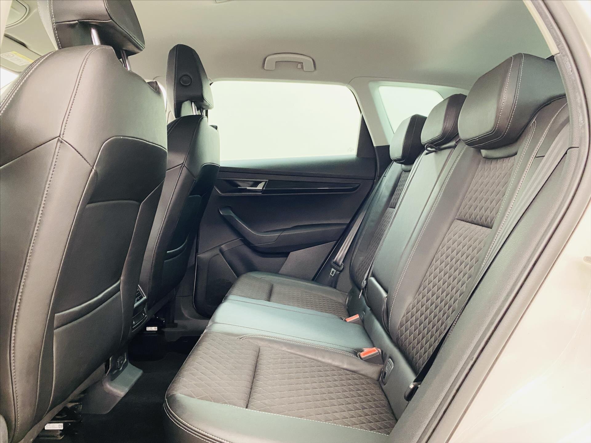 Škoda Karoq SUV / Terénní 1,5 l 110 kw