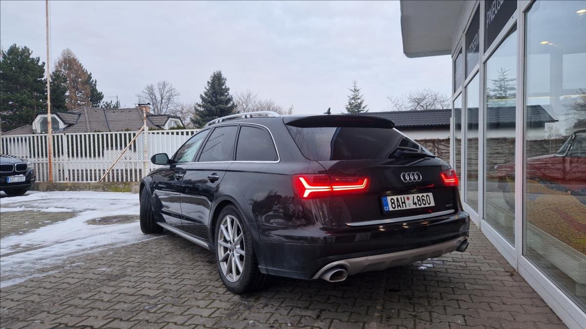 Audi A6 Allroad Kombi 3,0 l 235 kw