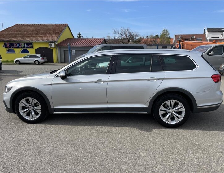 Volkswagen Passat Kombi 2,0 l 140 kw