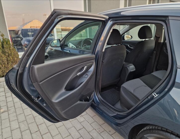 Hyundai i30 Kombi 1,6 l 85 kw
