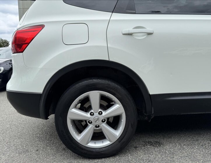 Nissan Qashqai SUV 1,5 l 76 kw