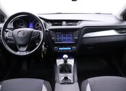 Toyota Avensis Kombi 2,0 l 105 kw