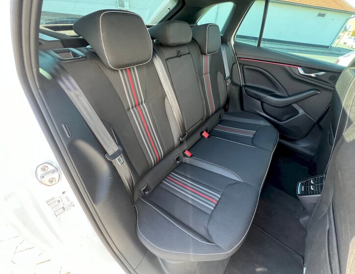 Škoda Scala Hatchback 1,0 l 85 kw