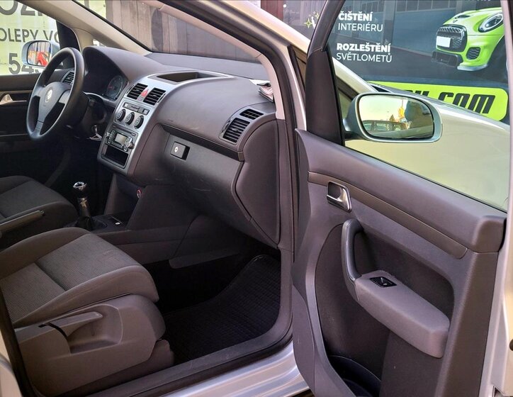 Volkswagen Touran MPV 1,9 l 77 kw