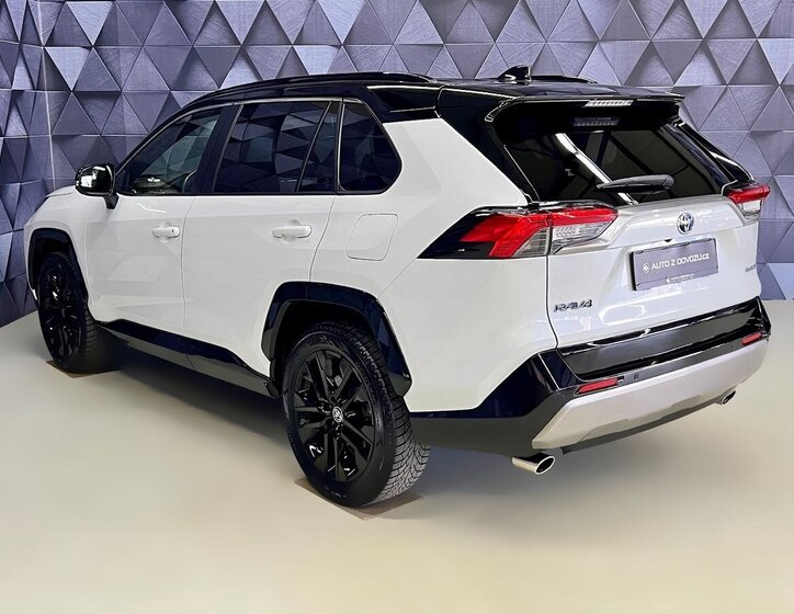 Toyota RAV4 SUV 2,5 l 163 kw