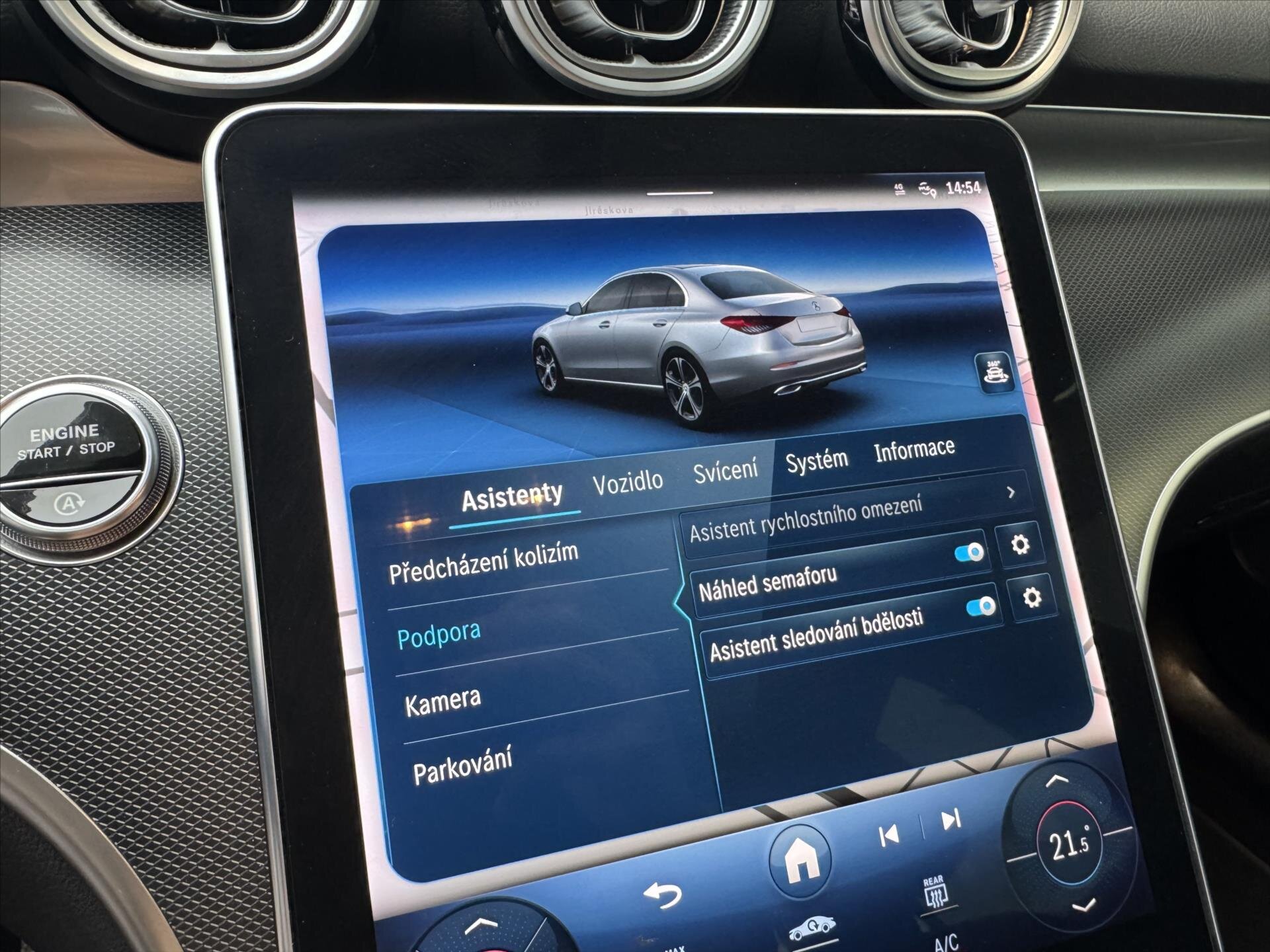 Mercedes-Benz Třídy C Sedan 2,0 l 147 kw