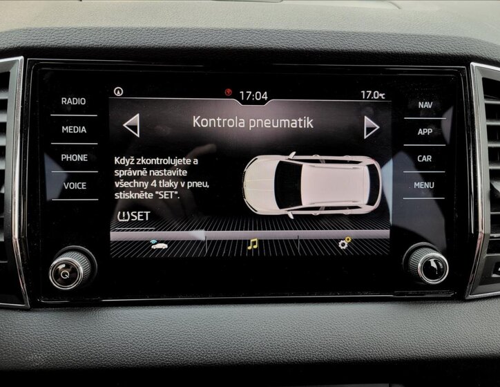 Škoda Karoq SUV / Terénní 1,6 l 85 kw