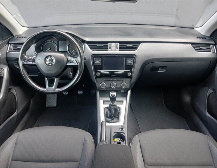 Škoda Octavia Sedan / Limuzína 1,6 l 85 kw