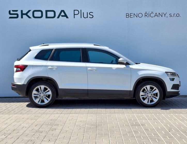 Škoda Karoq SUV / Terénní 1,5 l 110 kw