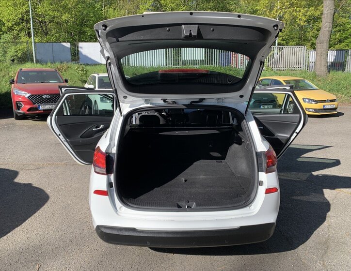 Hyundai i30 Kombi 1,4 l 103 kw