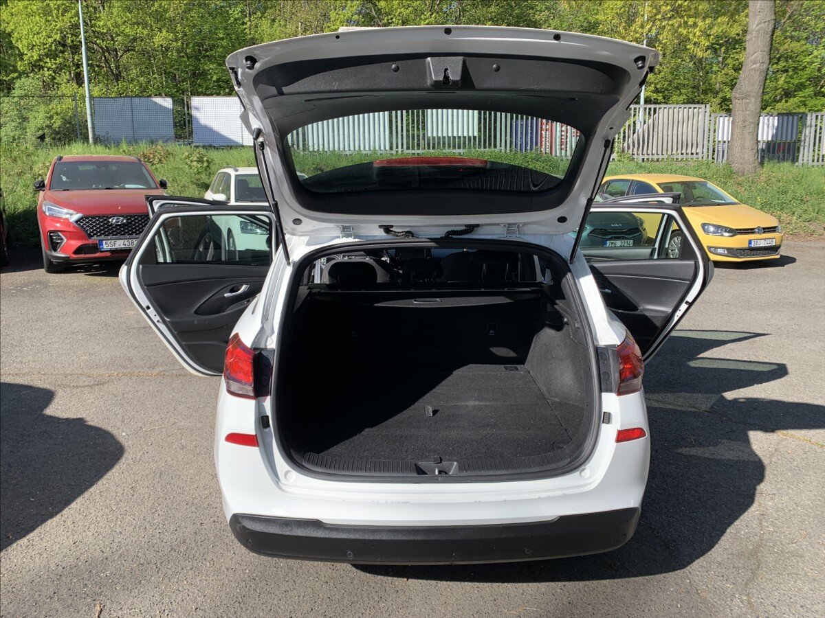 Hyundai i30 Kombi 1,4 l 103 kw