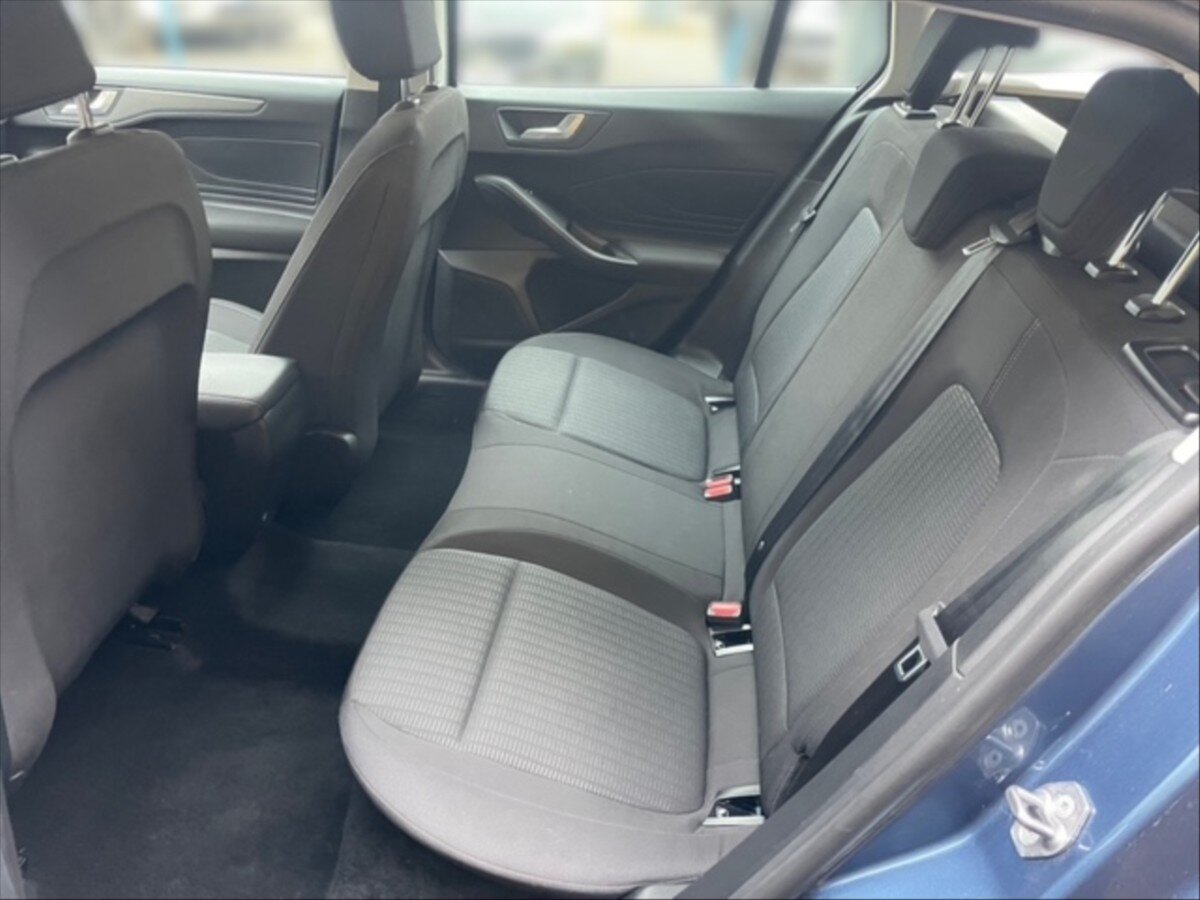 Ford Focus Kombi 999,0 92 kw