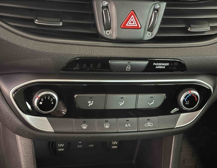 Hyundai i30 Kombi 998,0 88 kw