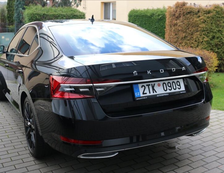 Škoda Superb 10