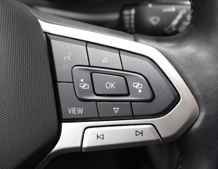 Volkswagen Caravelle Kombi 2,0 l 110 kw