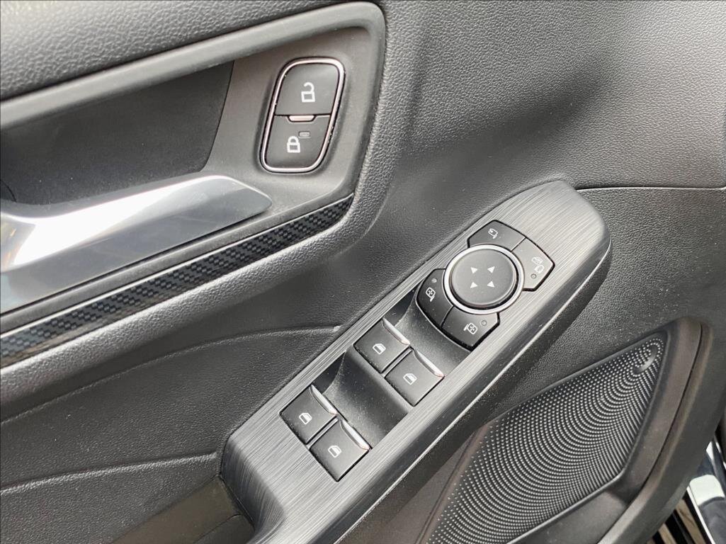 Ford Kuga SUV / Terénní 2,0 l 110 kw