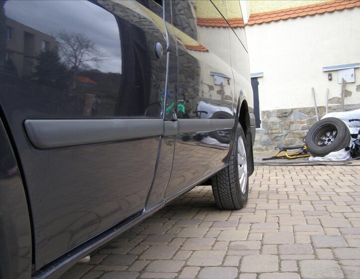 Ford Transit MPV 2,2 l 63 kw