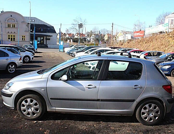 Peugeot 307 Hatchback 2,0 l 66 kw