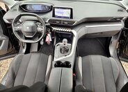 Peugeot 3008 SUV / Terénní 1,5 l 96 kw