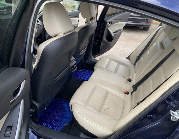 Mazda 6 Sedan / Limuzína 2,2 l 129 kw