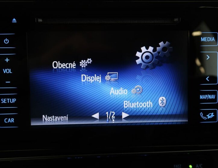 Toyota Auris Kombi 1,6 l 97 kw