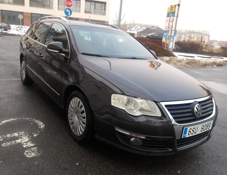 Volkswagen Passat Kombi 2,0 l 103 kw