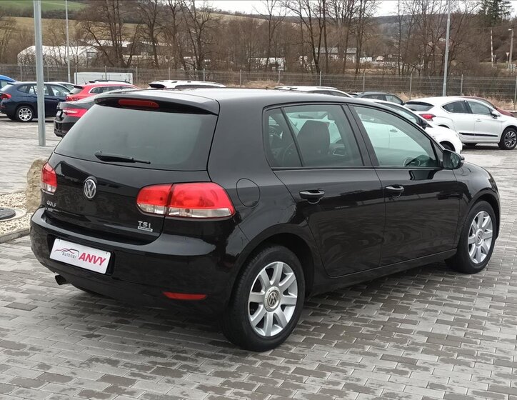 Volkswagen Golf Hatchback 1,2 l 77 kw